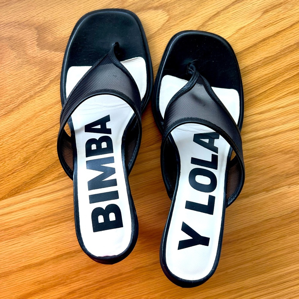 Bilmba Y Lola shoes. Worn once super cute and comfy summer shoes.